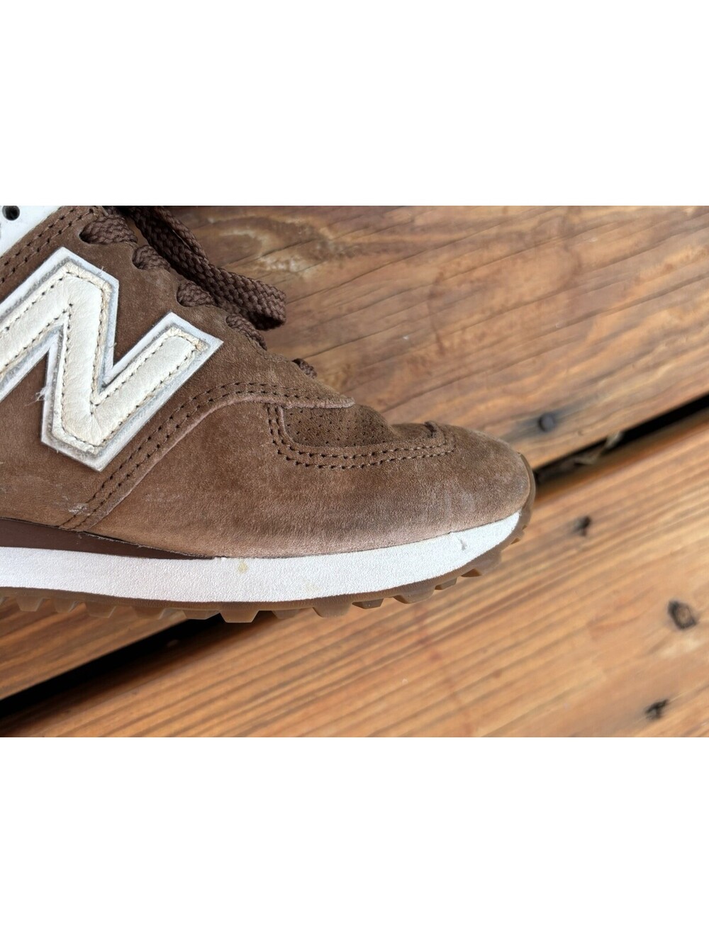 New Balance 574 True Brown Classics Suede Women Size 7 - Picture 3 of 9